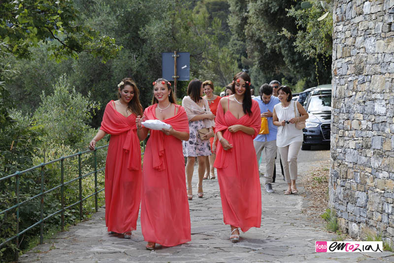 destination-wedding-italy-bridemaids