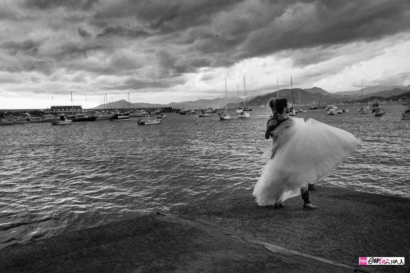 destination-wedding-photographer-italy-sestrilevante-grandhoteldecastelli-portofino-35