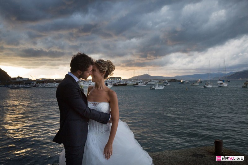 destination-wedding-photographer-italy-sestrilevante-grandhoteldecastelli-portofino-37