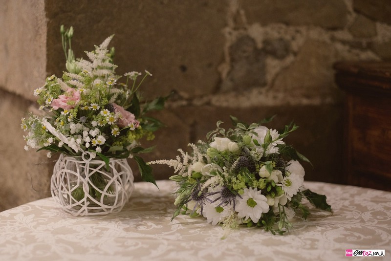 destination-wedding-photographer-italy-sestrilevante-portofino-cinqueterre-flowers