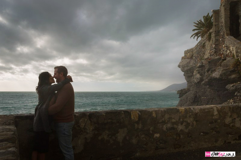 destination wedding camogli engagement photographer